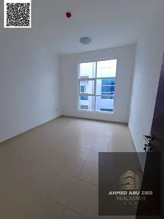 **Luxury apartment with a master bedroom, very spacious hall, equipped kitchen, 2 bathrooms, full ma