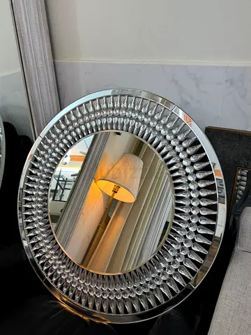 Round Decorative Wall Mirror for Living room