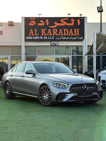 Mercedes-Benz E200 2021 / GCC Specs / 50,000 KM / Gold / Brown Interior / AED 140,000