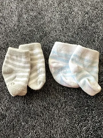 Pair of Newborn Baby Socks - White/Striped (2 pairs)