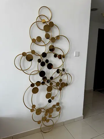 Wall accent decor