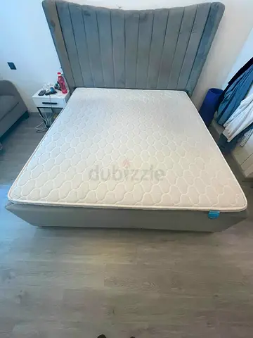 mattress - good condition