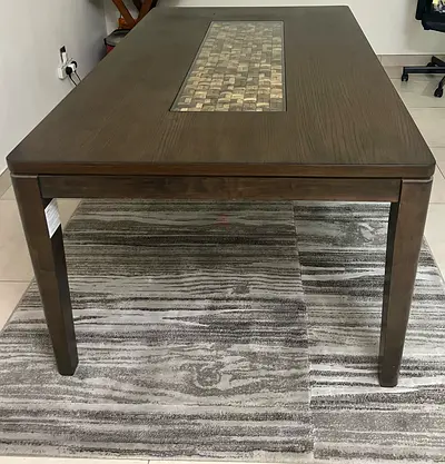 Dining table - 6 people comfortable