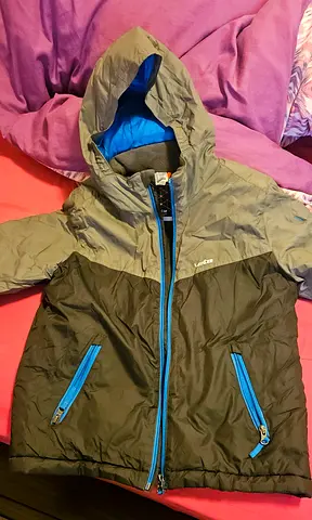 Decathlon Childrens winter hooded jacket - grey/blue, size 10Y
