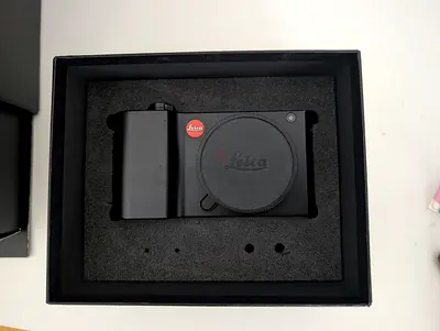 Leica TL2, Original box, sigma 16mm 1.4 and TT artisans 25mm f2