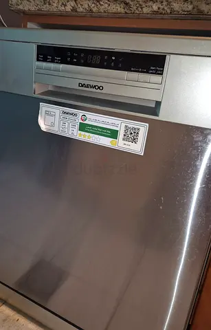 Daewoo stainless steel built-in dishwasher - good condition