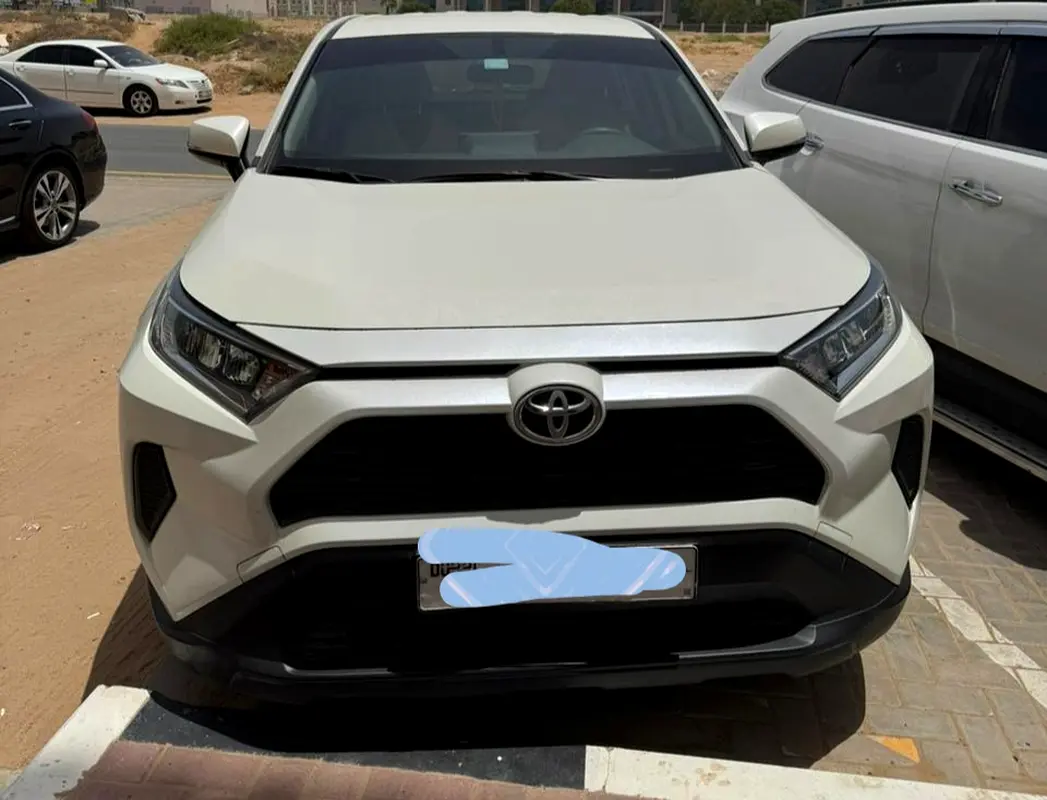 Toyota Rav 4 2021 — photo 1 of 16