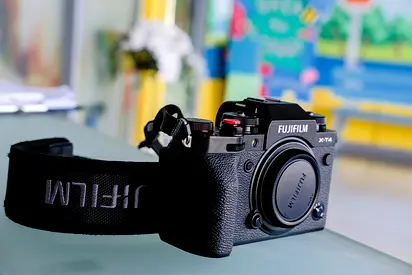 FUJIFILM- XT4 CAMERA BODY