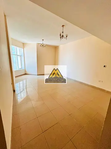 670 sq ft studio apartment High floor With parking