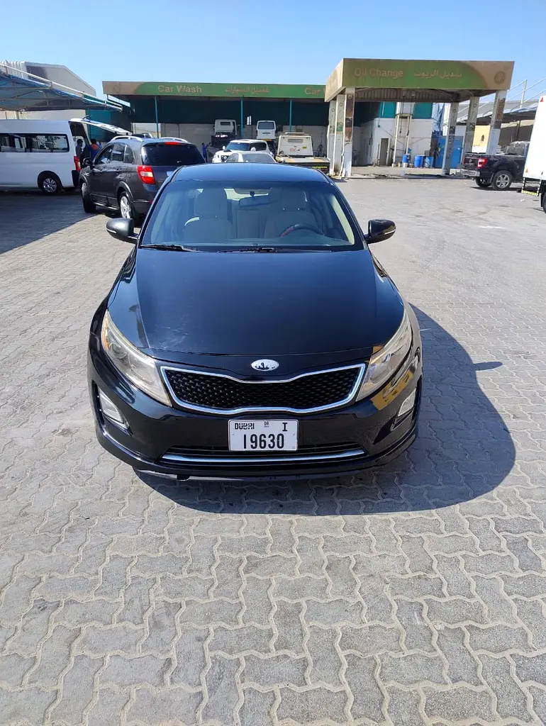 Kia Optima 2015 — photo 1 of 6