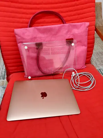 Macbook Air M1 Rose Gold