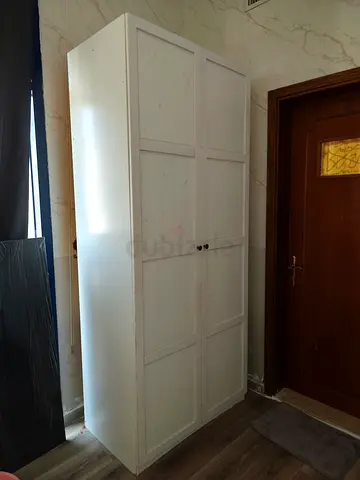 Wardrobe - 2 doors (custom drawers + hanger rods)
