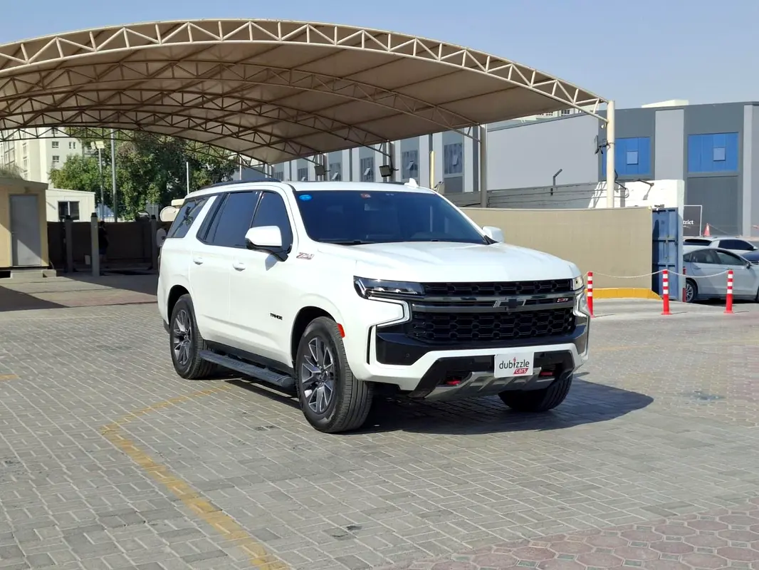 Chevrolet Tahoe 2021 — photo 1 of 17