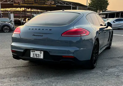 صورة مصغرة 10 لـ 2016 Porsche PANAMERA