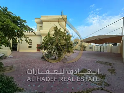فيلا فاخرة للإيجار في الرحمانية بمساحة 15000 قدم تضم 6 غرف ماستر ومجلس خارجي كبير وملحق وغرفة سائق وخادمة