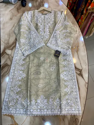 Light Grey Embroidered Lawn Kurta Set with Dupatta (New Arrival)
