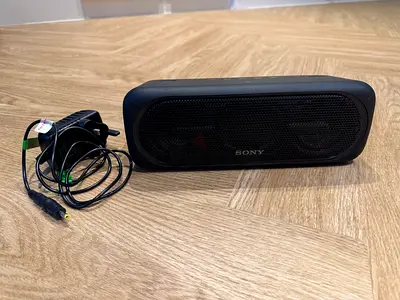 Sony Portable Bluetooth Speaker with LED SRS-XB40