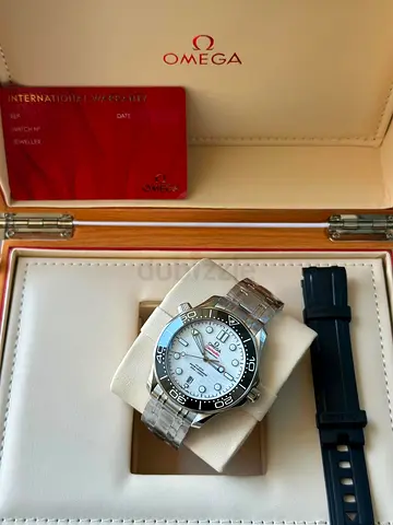 Omega Seamaster Professional Diver  White Dial with Extra Rubber Strap supar master