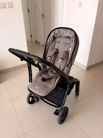 Mama’s and Papa’s Vardo Stroller