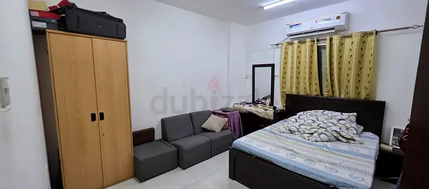 Furnished room available for muslim couple// All bills included.