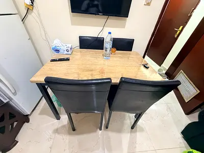 4 Seater Dining Table with and 4 Chairs