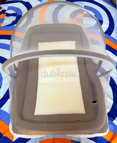 Portable Baby Bassinet with Mosquito Net
