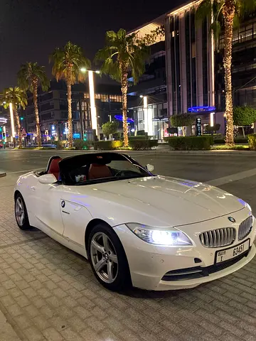 Rare BMW Z4 sDrive30i 2011 - GCC Specs - Hardtop Convertible