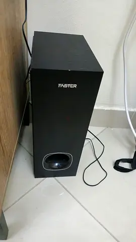 Faster branded floor subwoofer - good working condition