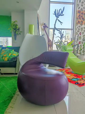 Leolux Gisa Sculpture Chair Aubergine Leather Roche Bobois Ligne Roset