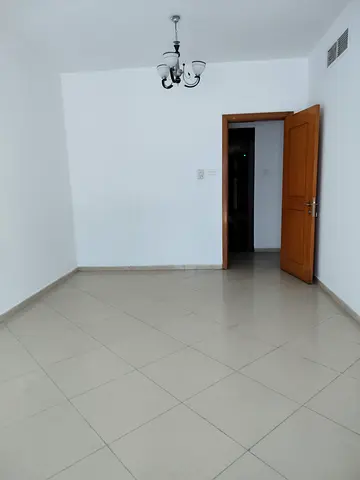 Luxury 2bhk 53k no commission carparking 2100
