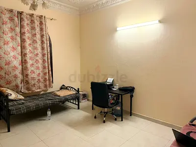 Studio Room available in Mirdiff for Sharing