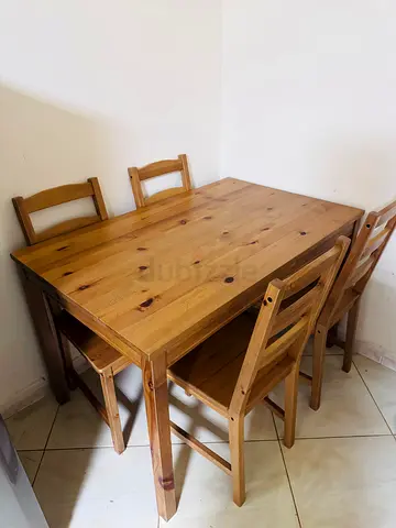 Solid Pine 4-Seater Dining Table with Chairs