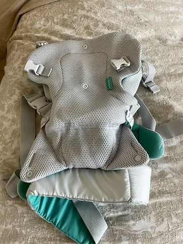 Baby carrier