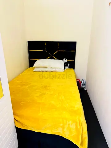 Room with partition