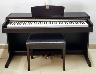 The Yamaha Clavinova CLP-220 is a beginner-to-intermediate 88-key digital piano