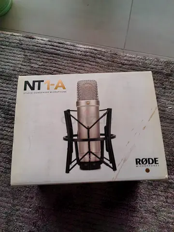 RODE NT1-A Microphone