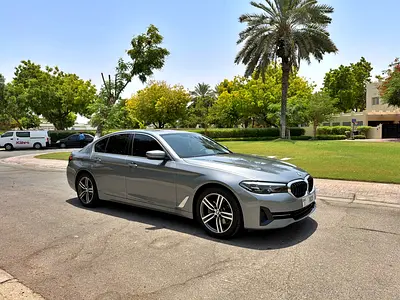GCC BMW 520 2028 APRIL WARRANTY / SERVICE CONTRACT