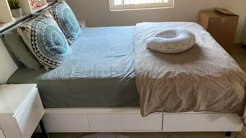 Bedroom set