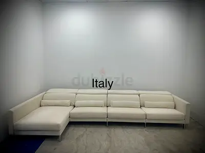 Excellent condition Italy sofa