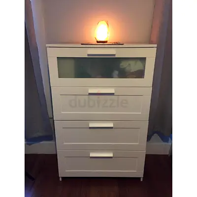 Modern White 4-Drawer Chest with Glass Top Panel