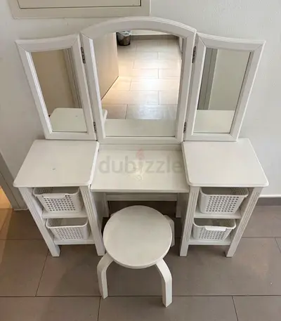 Pottery barn - White Wooden Dressing Table with Mirror and Stool - Good Condition
