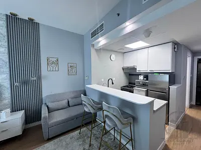 FURNISHED | VACANT | NEXT TO METRO