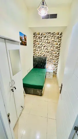 URGENT MOVE IN | Furnished Executive Single Accommodation | Near Metro | Clean  Less Crowded