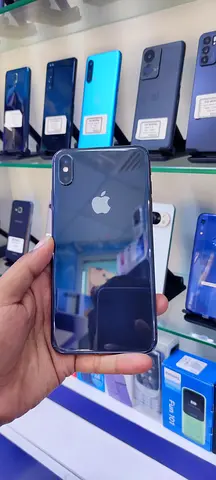 IPHONE XS MAX,, STORAGE -256 GB ,, BATTERY -83%,, ALL ORIGINAL DEVICE