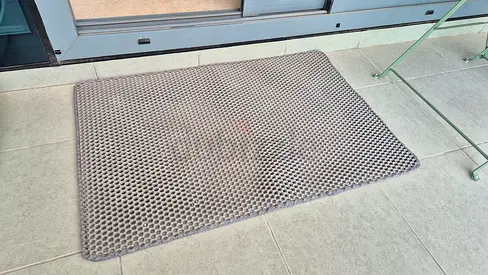 😻 BRAND NEW!! XXL Double Layer, Waterproof, Anti-Slip Pet Mat For Litter Box (Grey)
