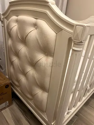 Pottery Barn Blythe crib
