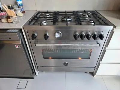 Bertazoni 5 burner Gas with Electric oven Cooker stove 90cm MAS905MFELXE