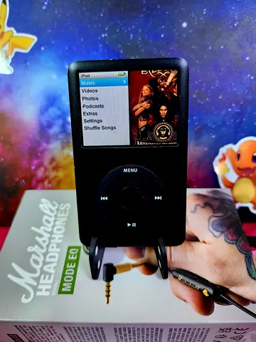 Apple iPod Classic (Black) - 6th Gen style, 80GB + Marshall earphones ✨️