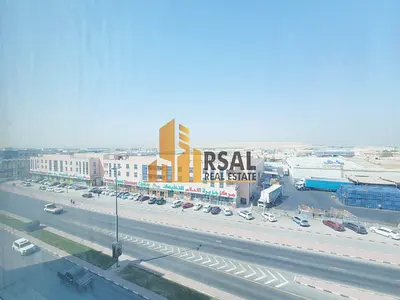 Super Spacious 1BR l 2-Bathroom l On Maliha Road