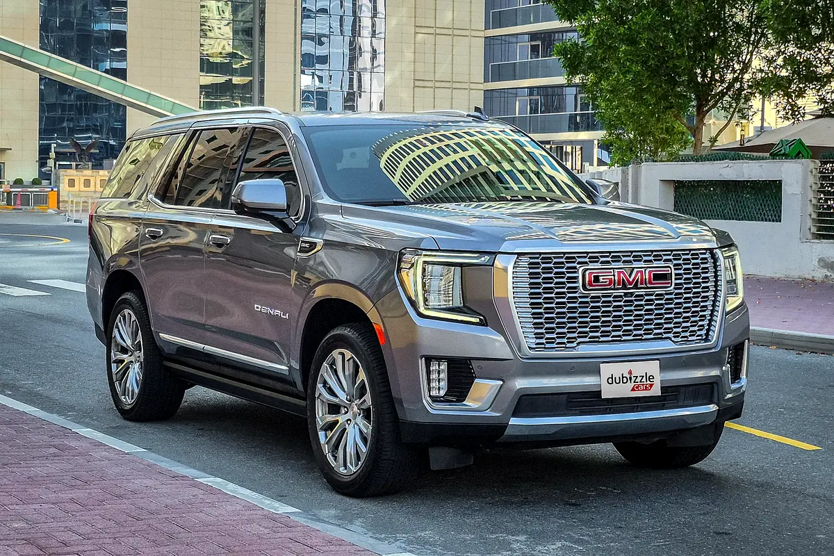 GMC Yukon 2022 — photo 1 of 19